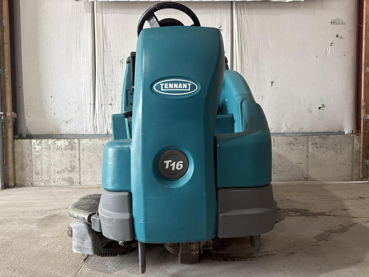 Used 2016 TENNANT T16