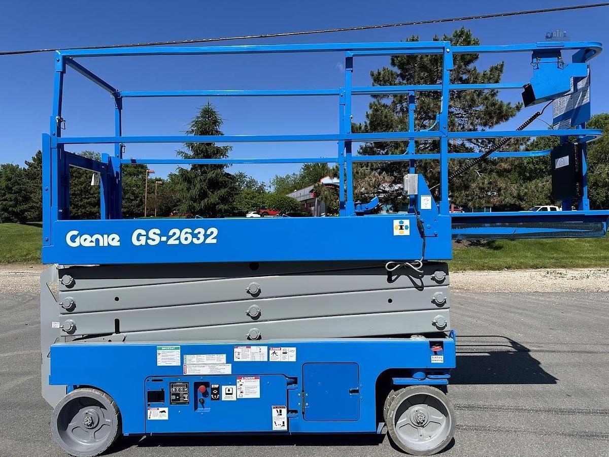 Used 2017 GENIE GS2632
