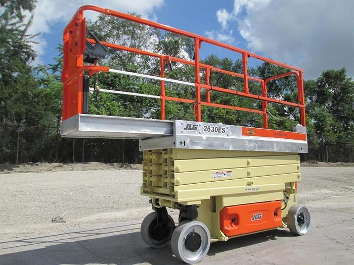 Used 2015 JLG 2630ES