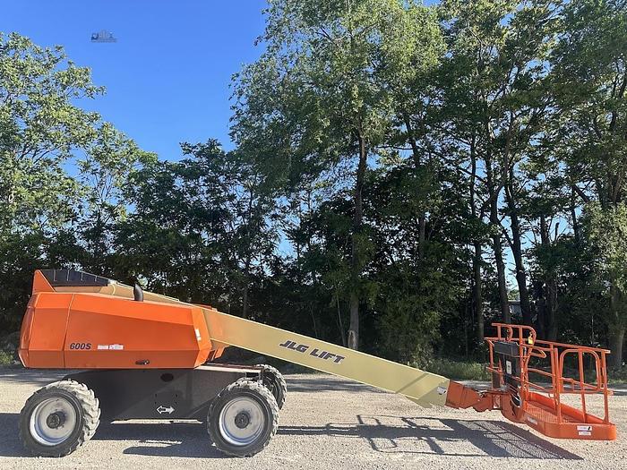 Used 2015 JLG 600S