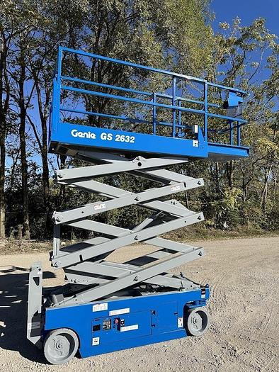 Used 2015 GENIE GS2632