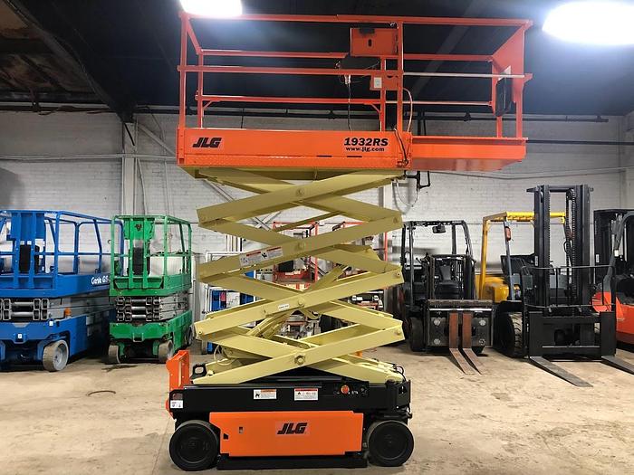Used 2014 JLG 1932RS
