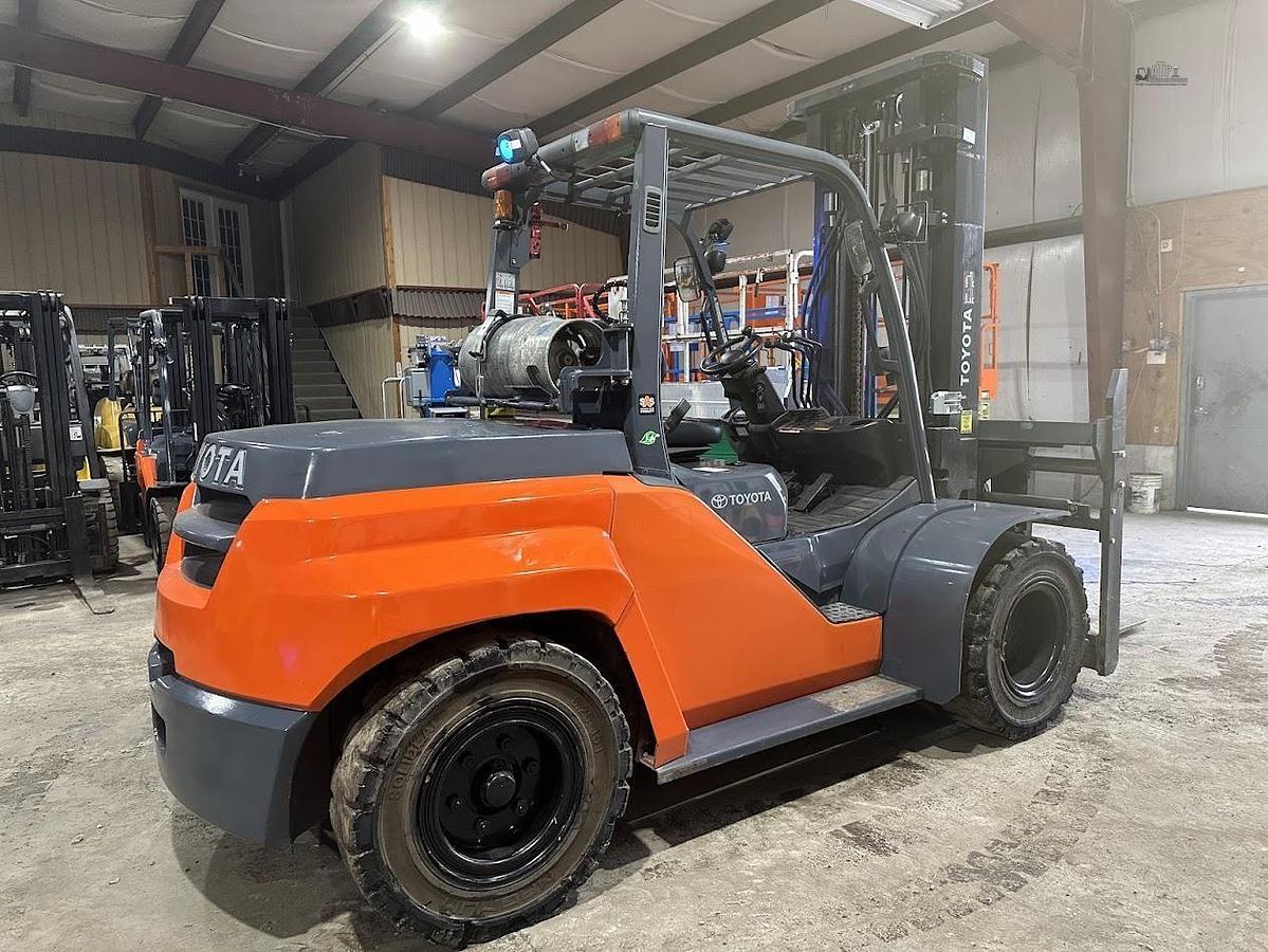 Used 2018 TOYOTA 8FG70U