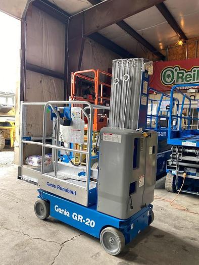 Used 2012 GENIE GR20