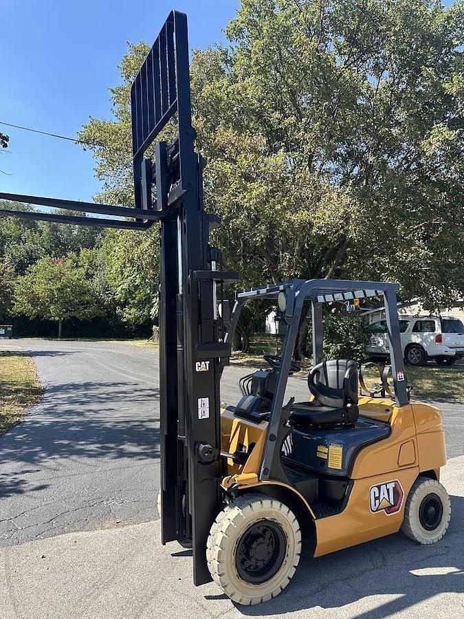 Used 2013 MITSUBISHI FG25N