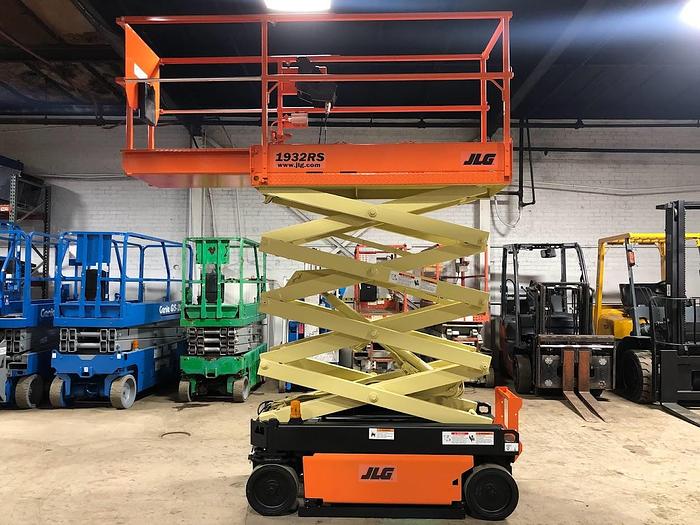 Used 2014 JLG 1932RS