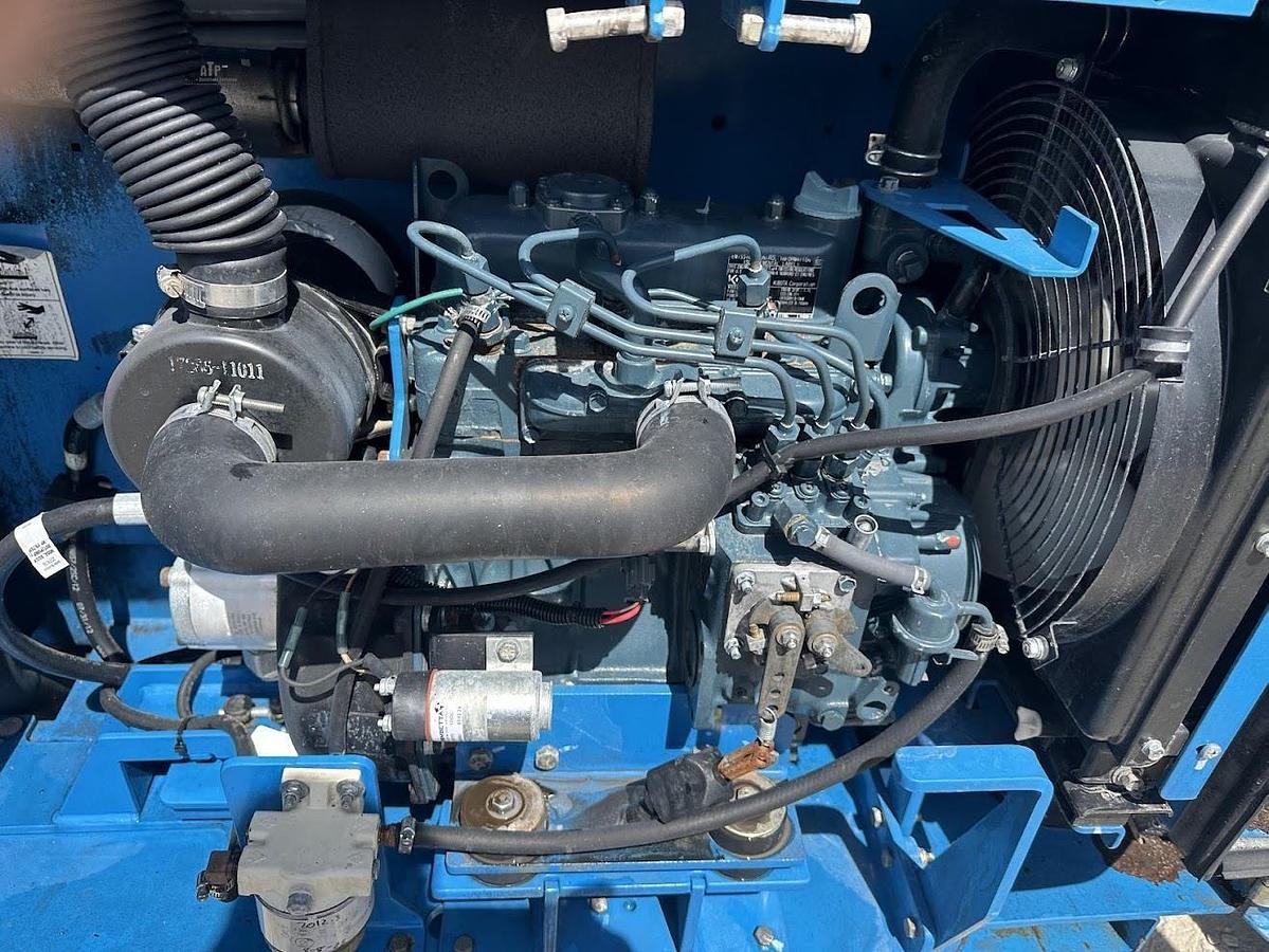 Used 2013 GENIE GS4069RT