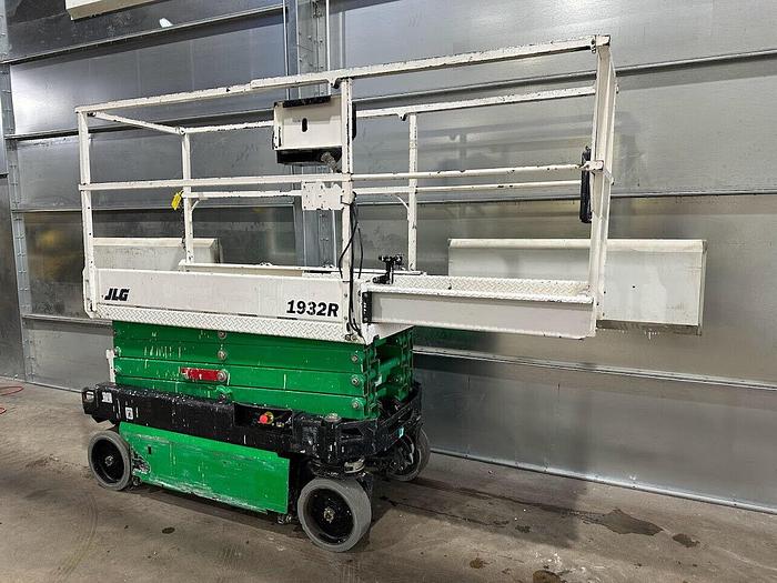 Used 2019 JLG 1932R