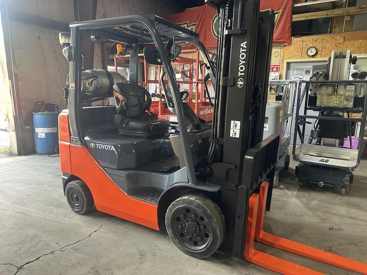 Used 2013 TOYOTA 8FGCU25