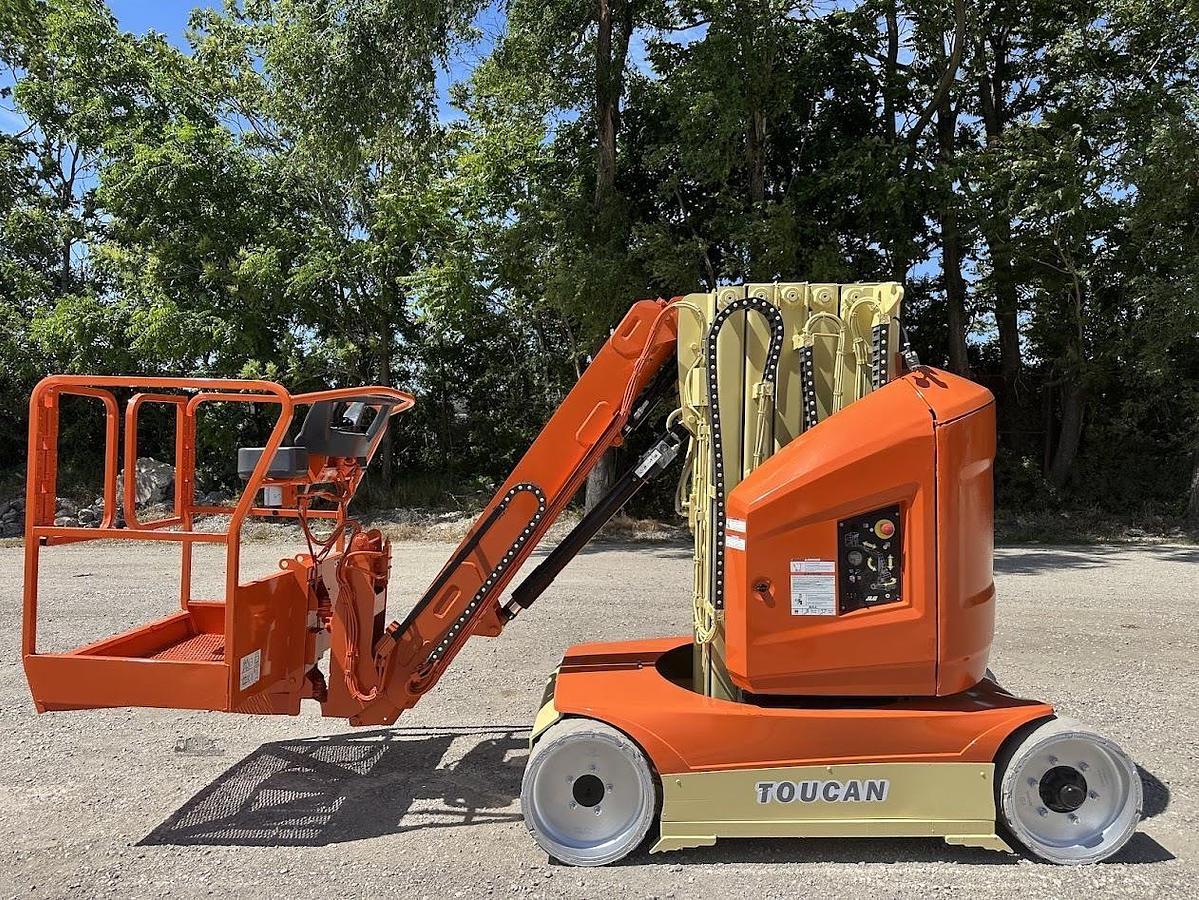 Used 2016 JLG TOUCAN 32E