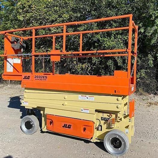 Used 2015 JLG 2032ES