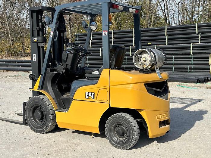 Used MITSUBISHI CATERPILLAR FG25N