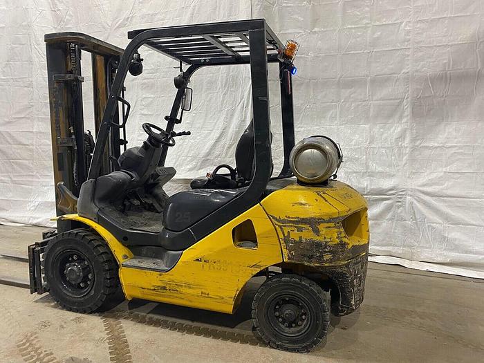 Used 2015 KOMATSU AFG25T-16