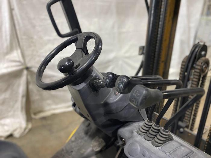 Used 2015 KOMATSU AFG25T-16