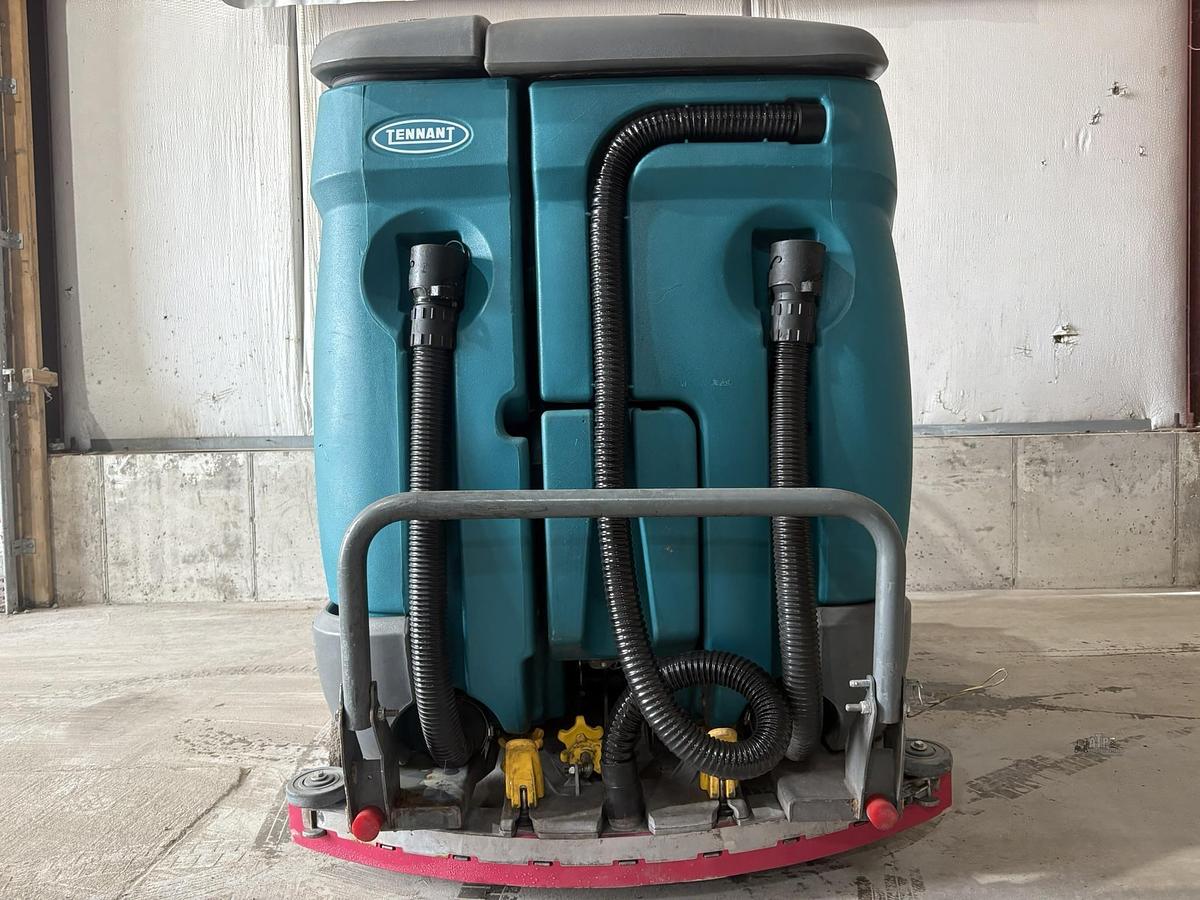 Used 2016 TENNANT T16