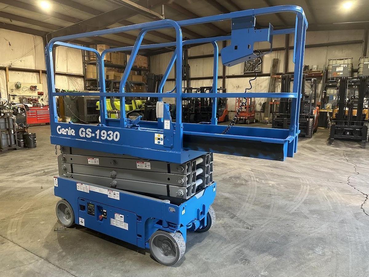 Used 2018 GENIE GS1930