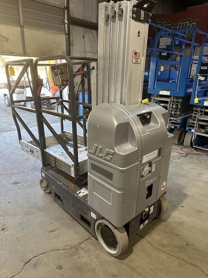 Used 2010 JLG 20MVL