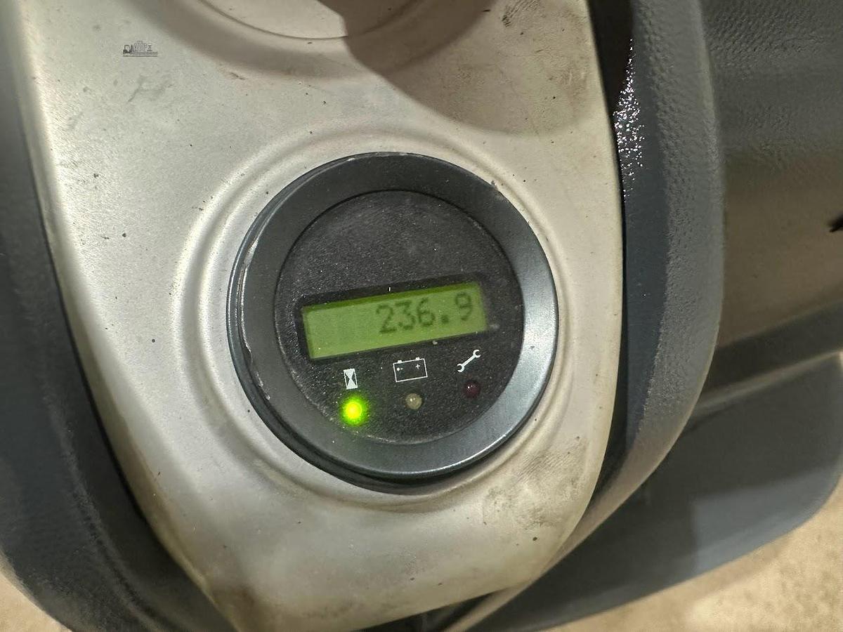 Used DOOSAN BWP17S-7