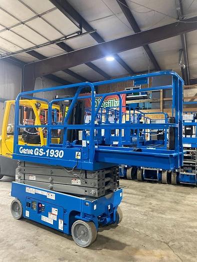 Used 2017 GENIE GS1930