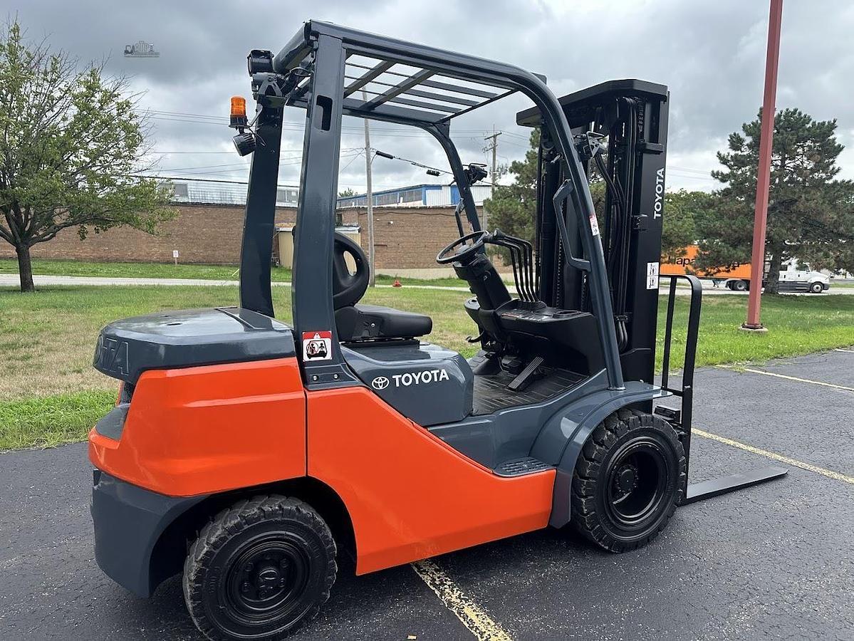 Used 2008 TOYOTA 8FDU25