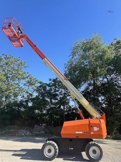 Used 2015 JLG 600S