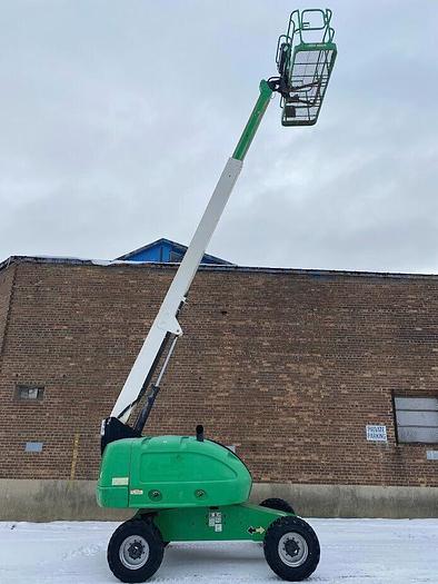 Used 2014 JLG 400S