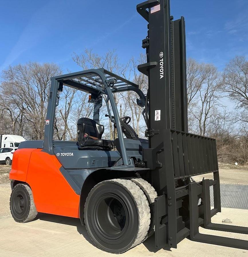 Used 2018 TOYOTA 8FD45U