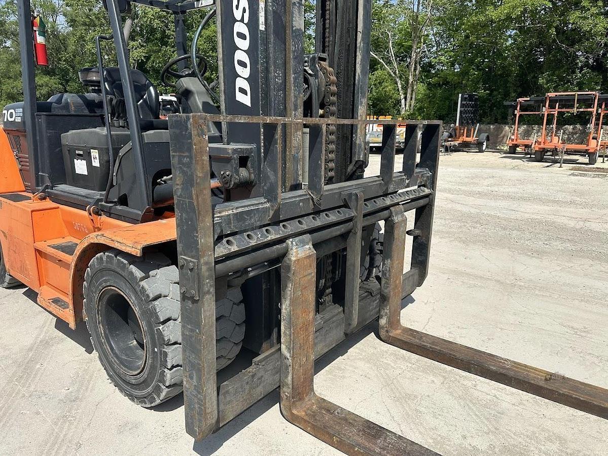Used 2019 DOOSAN D70S-7