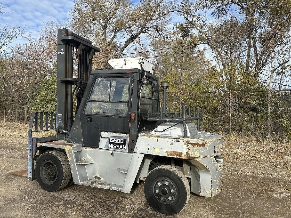 Used NISSAN VF05H70V