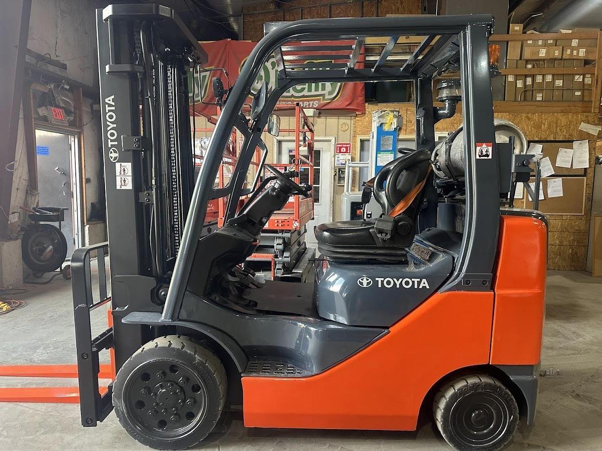 Used 2013 TOYOTA 8FGCU25