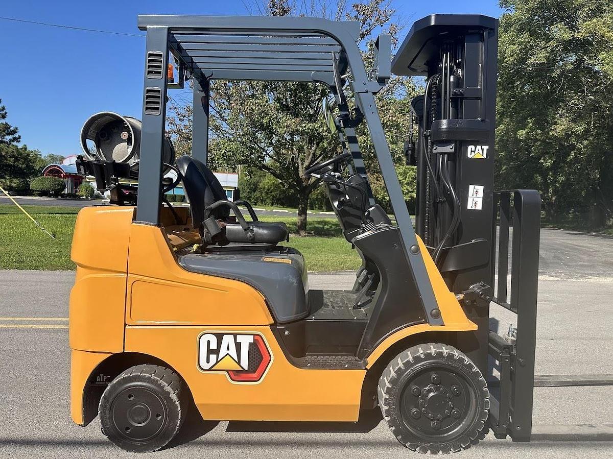 Used 2017 MITSUBISHI FGC25N