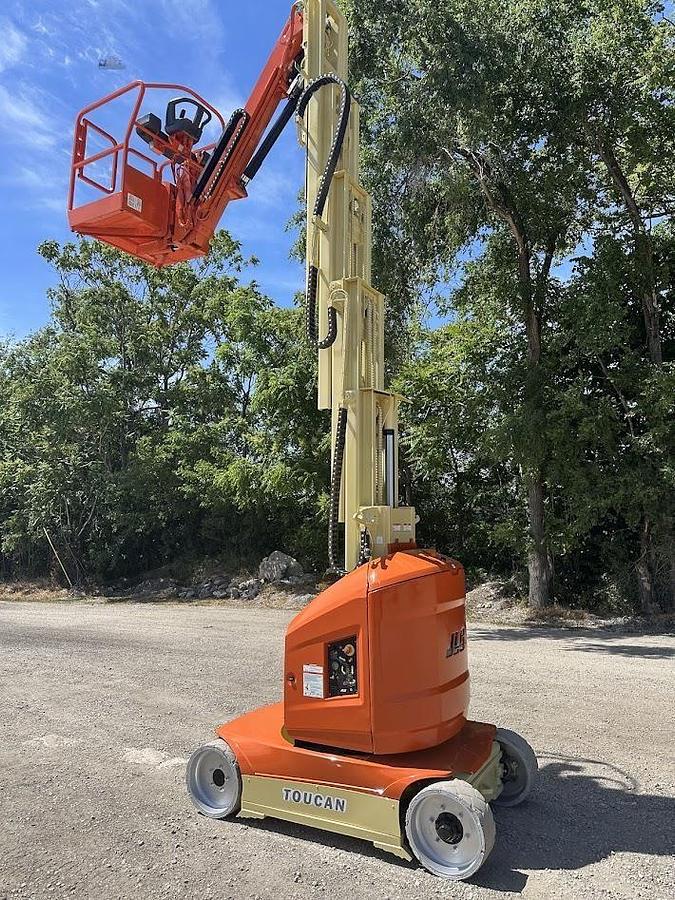 Used 2016 JLG TOUCAN 32E