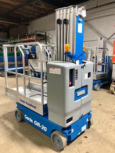 Used 2011 GENIE GR20