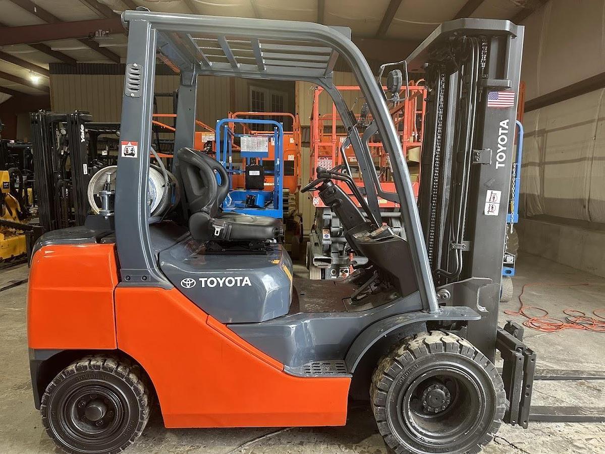 Used 2019 TOYOTA 8FGU25