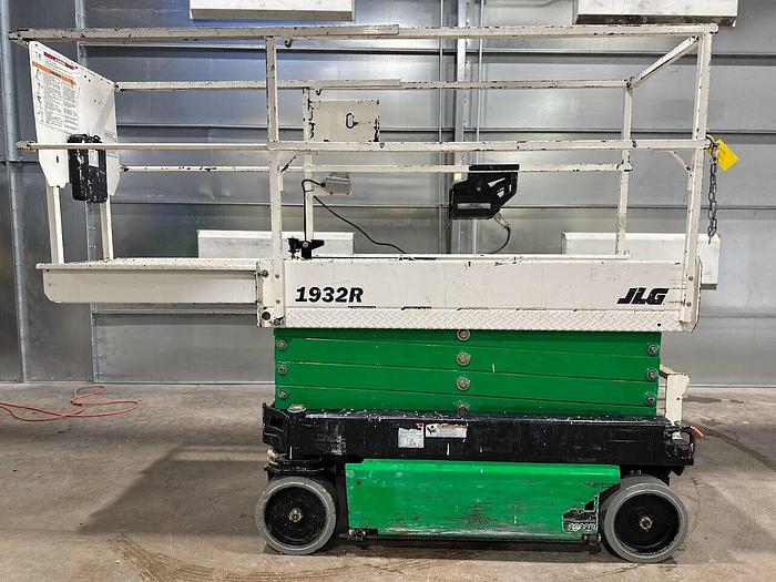 Used 2019 JLG 1932R