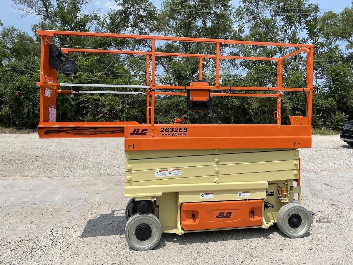Used 2017 JLG 2632ES