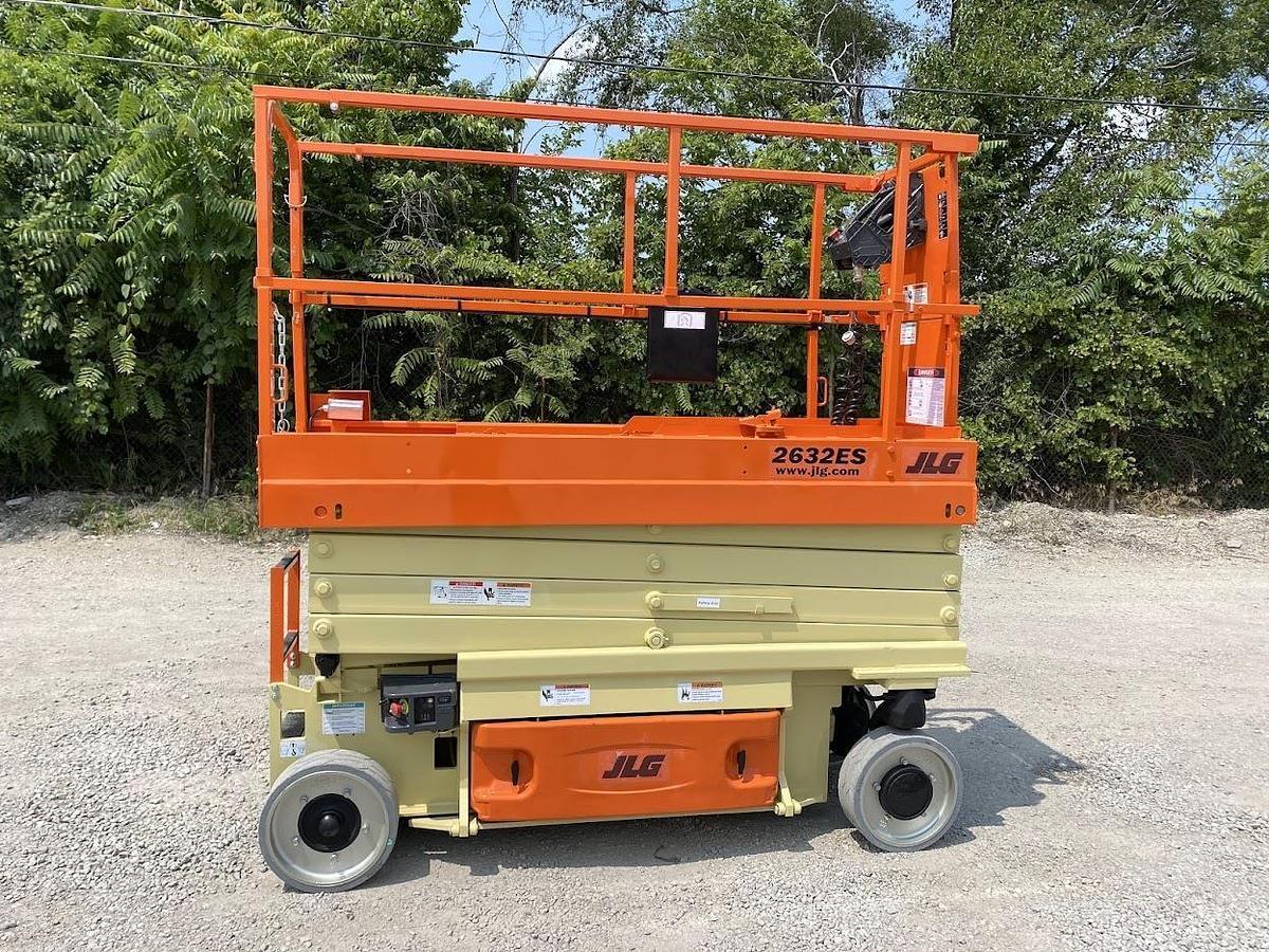 Used 2017 JLG 2632ES