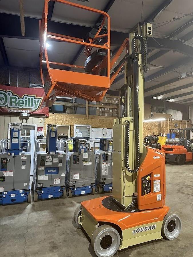 Used 2012 JLG TOUCAN 20E