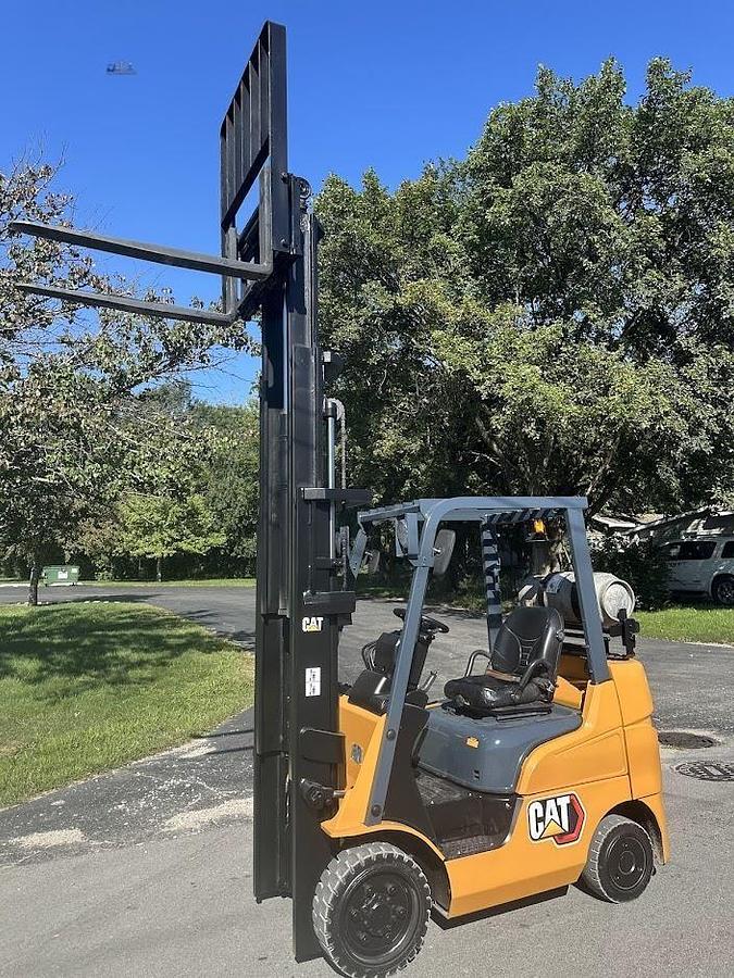 Used 2017 MITSUBISHI FGC25N