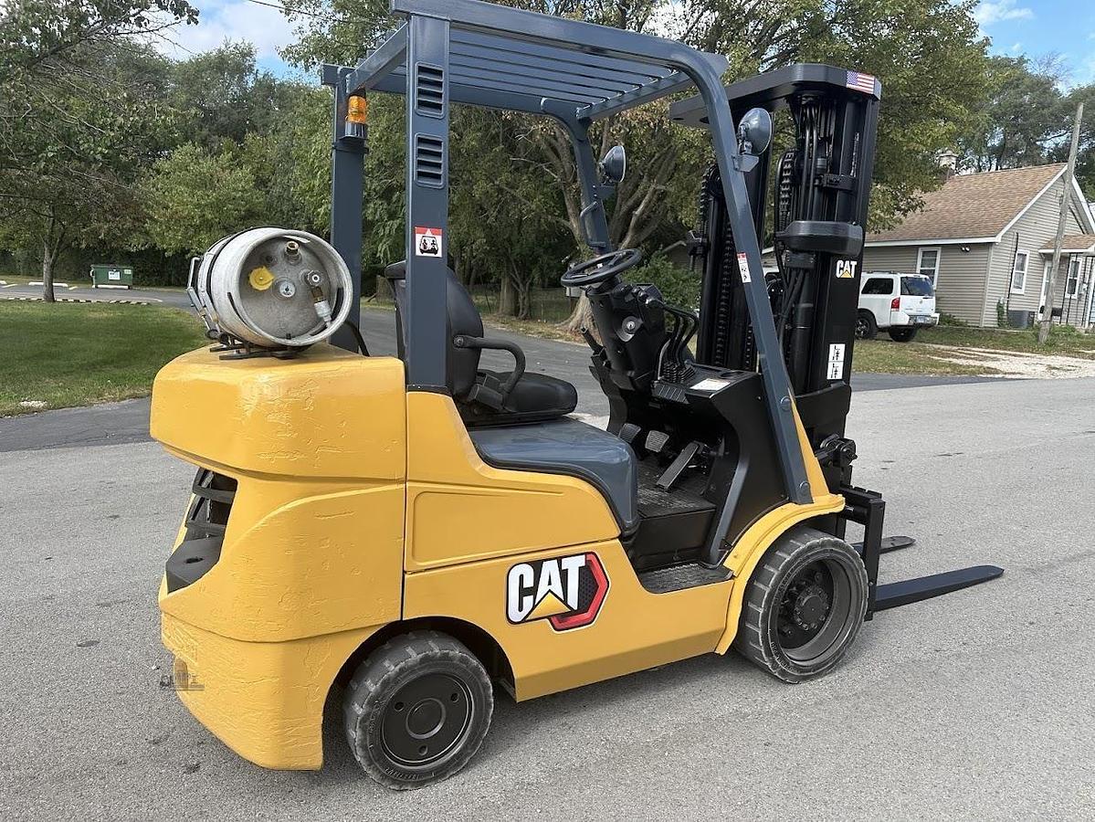 Used MITSUBISHI FGC30N