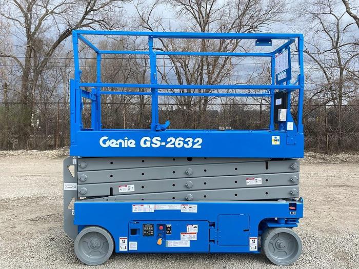 Used 2013 GENIE GS-2632