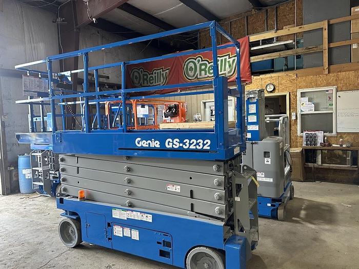 Used 2016 GENIE GS3232