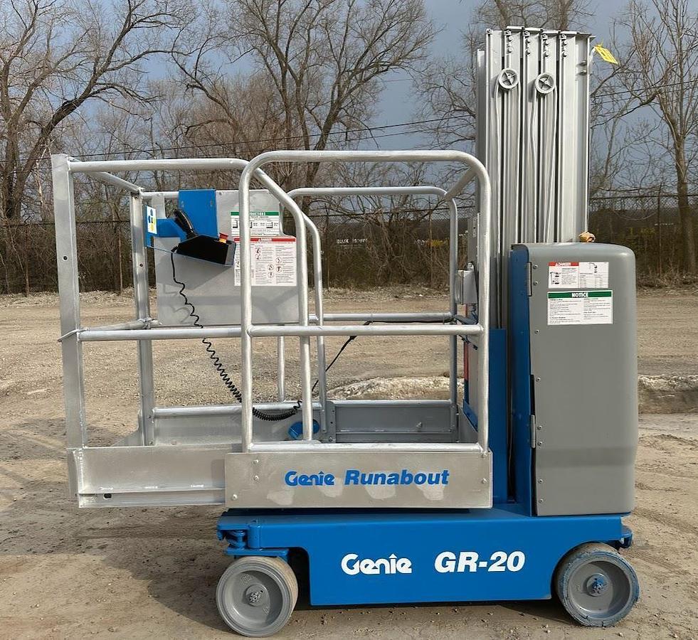 Used 2016 GENIE GR20