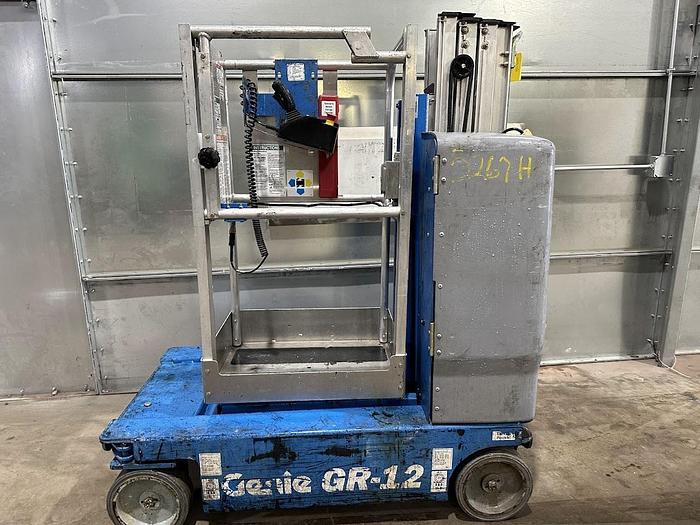Used 2015 GENIE GR12