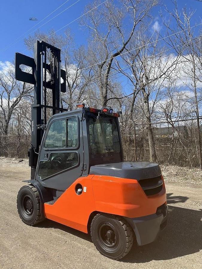 Used 2017 TOYOTA 8FD45U