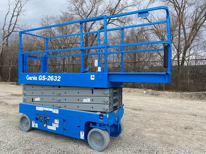 Used 2015 GENIE GS2632