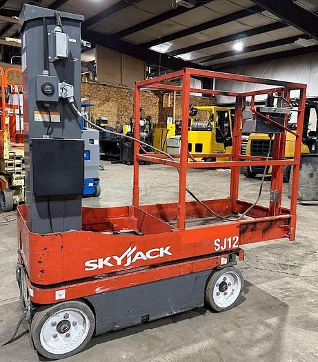 Used 2017 SKYJACK SJ12