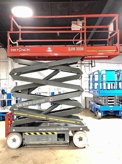 Used 2013 SKYJACK SJIII3226