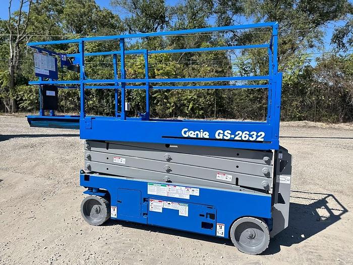 Used 2014 GENIE GS2632