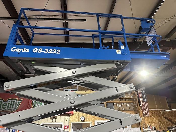 Used 2016 GENIE GS3232